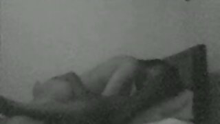 ಉದ್ದನೆಯ ಕೂದಲಿನ ಅಮೇರಿಕನ್ ಸೆಕ್ಸಿ ಚಲನಚಿತ್ರ ಎಚ್ಡಿ ಭಾರತೀಯ ಬಿಚ್ ತನ್ನ ಹುಡುಗನೊಂದಿಗೆ ಹಬೆಯ ನಾಯಿಗಳ ಶೈಲಿಯ ಫಕ್ ಅನ್ನು ಆನಂದಿಸಿತು